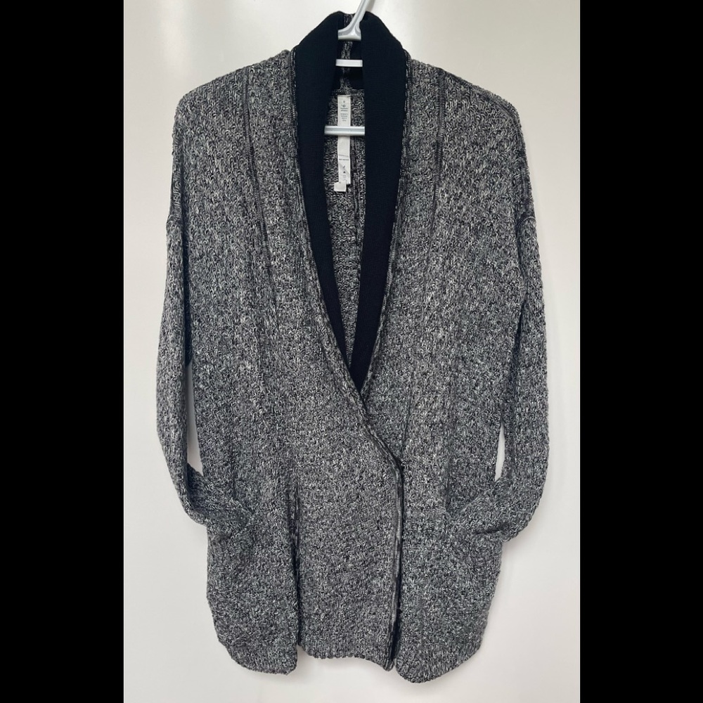 ⭐️ Host Pick ⭐️ Lululemon Post Practice Cardigan